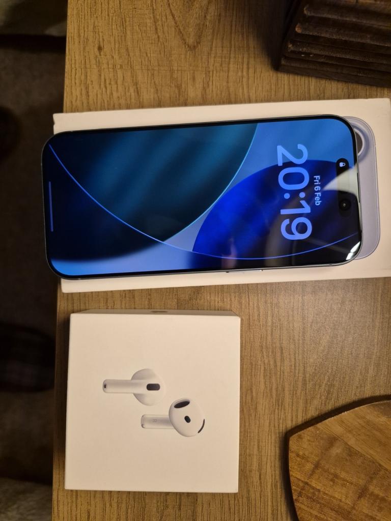 Apple iPhone 17 Blue with Airpods 4 Noise Cancelling 