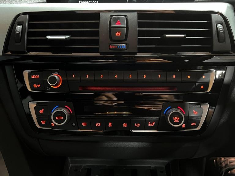 2016 BMW 4 Series 2.0 420i M Sport Auto xDrive Euro 6 (s/s) 2dr COUPE Petrol Automatic