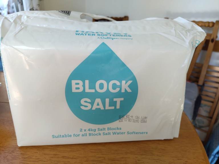 Block Salt for Water Softeners – 2 x 4kg Blocks