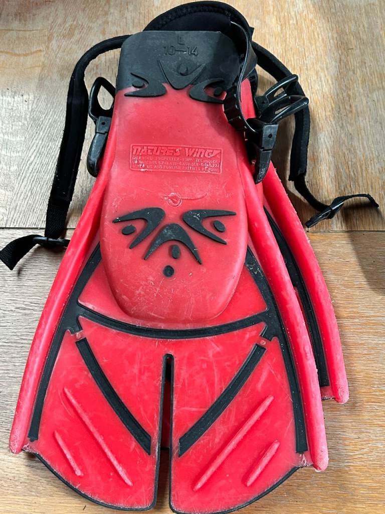 Pair Aqua Lung Surf Nature's Wing Flippers Sz 10-14 Red/ Black