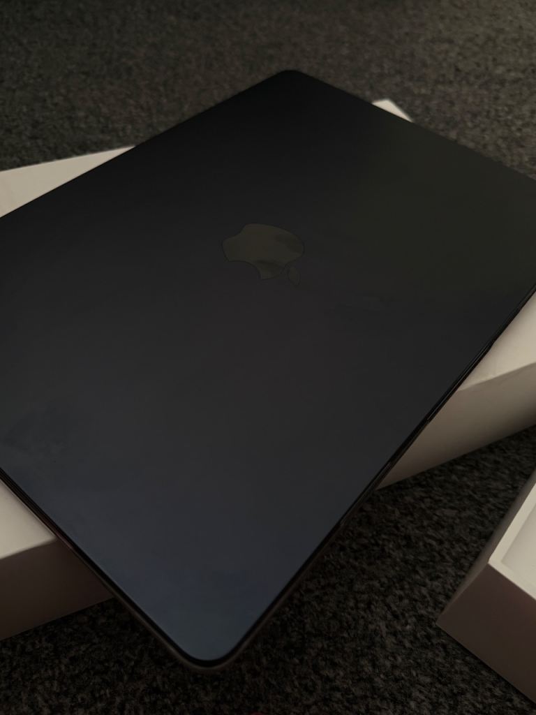 Apple MacBook 