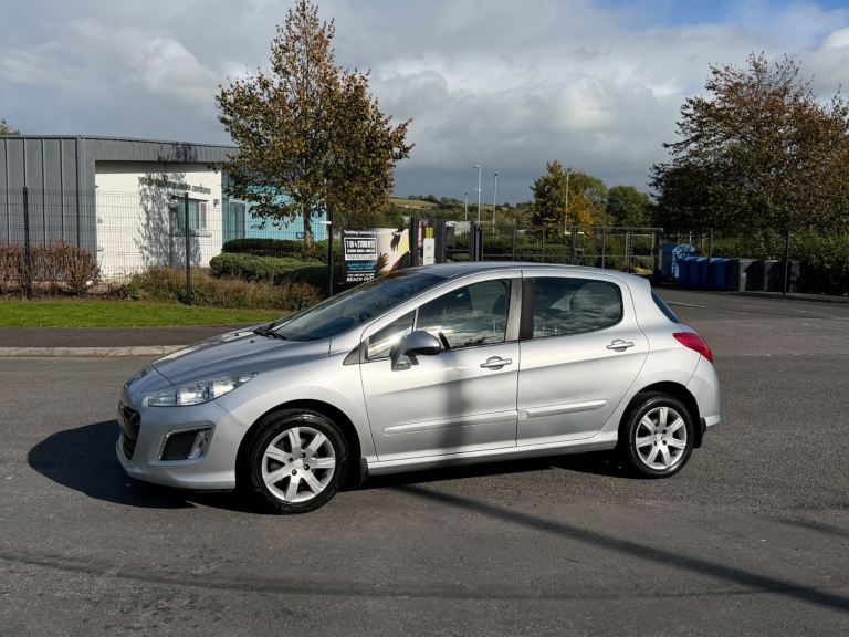 Low mileage Peugeot 308 Diesel 