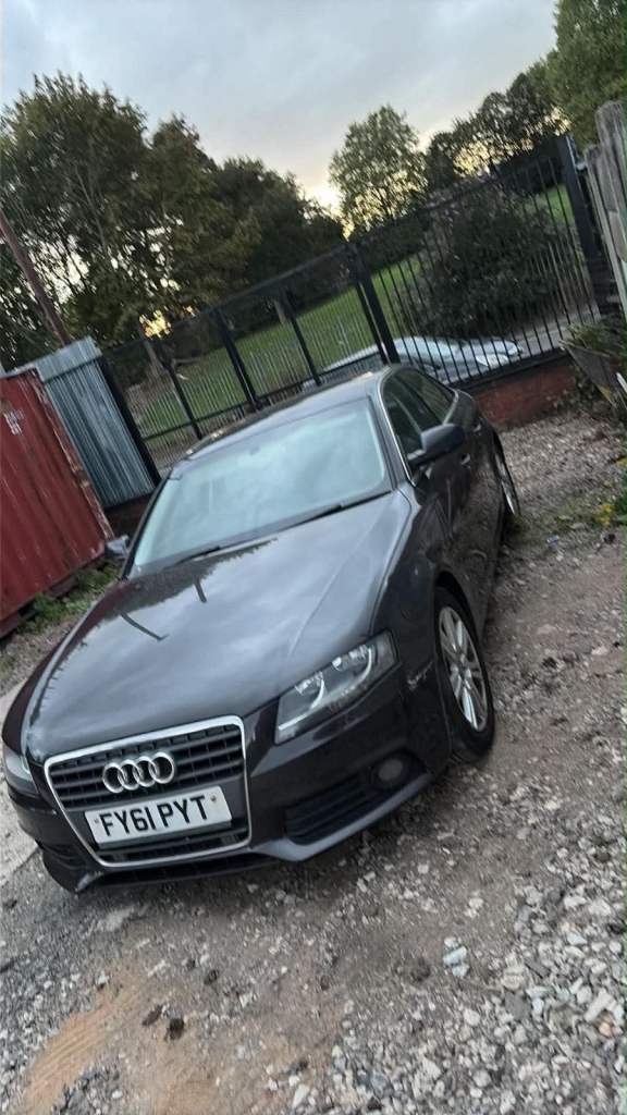 Audi, A4, Saloon, 2012, Manual, 1968 (cc), 4 doors
