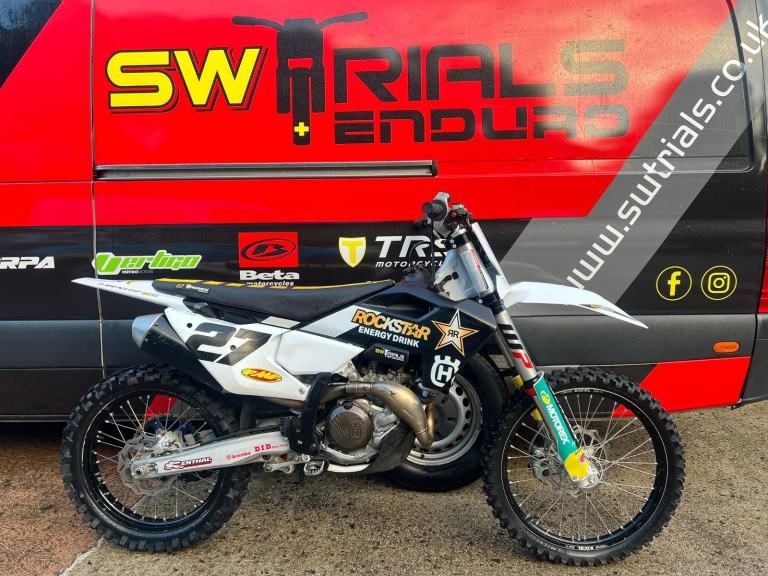 2023 Husqvarna FC450 450cc Motocross Bike - Top Spec 4-Stroke Off-Road MX Fun