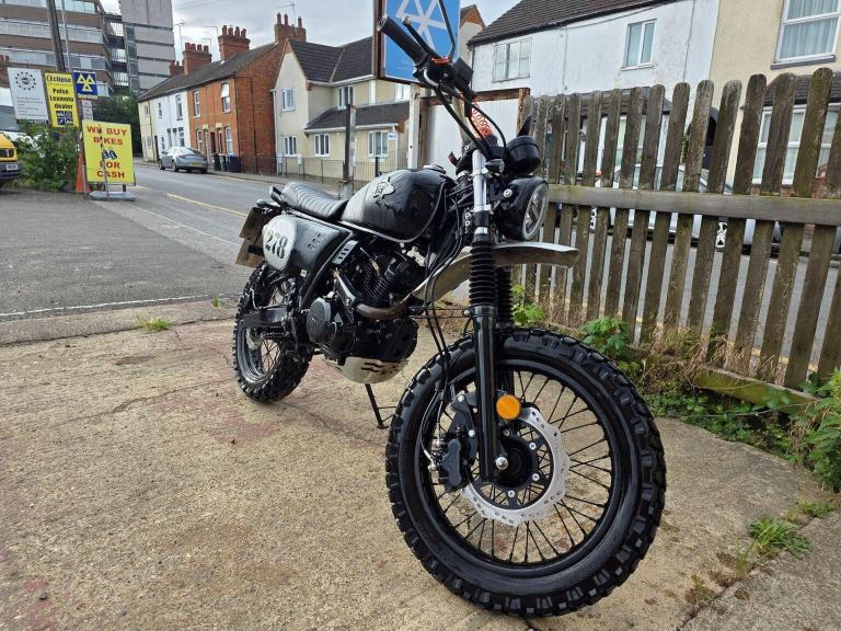 WK BIKES SCRAMBLER 125 S EURO 5 2025 Petrol Manual in Black