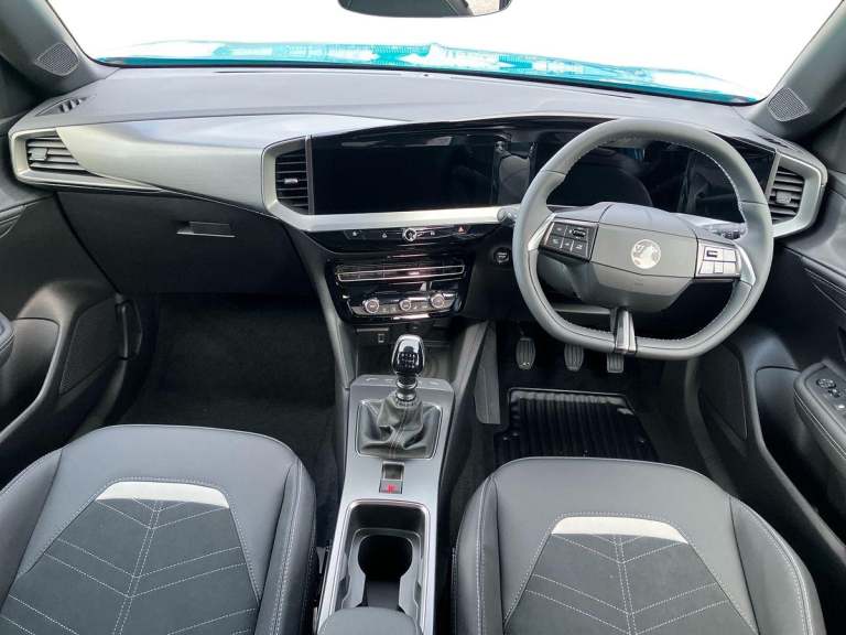 2025 Vauxhall Mokka 1.2 Turbo 136 Ultimate 5dr SUV Manual