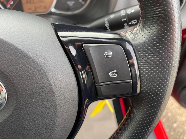 TOYOTA YARIS 1.33 Dual VVT-i Sport Euro 5 5dr Euro 5 2015