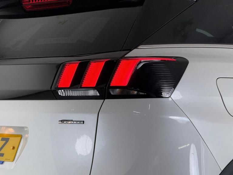 2019 Peugeot 3008 1.2 PureTech GT Line Euro 6 (s/s) 5dr HATCHBACK Petrol Manual