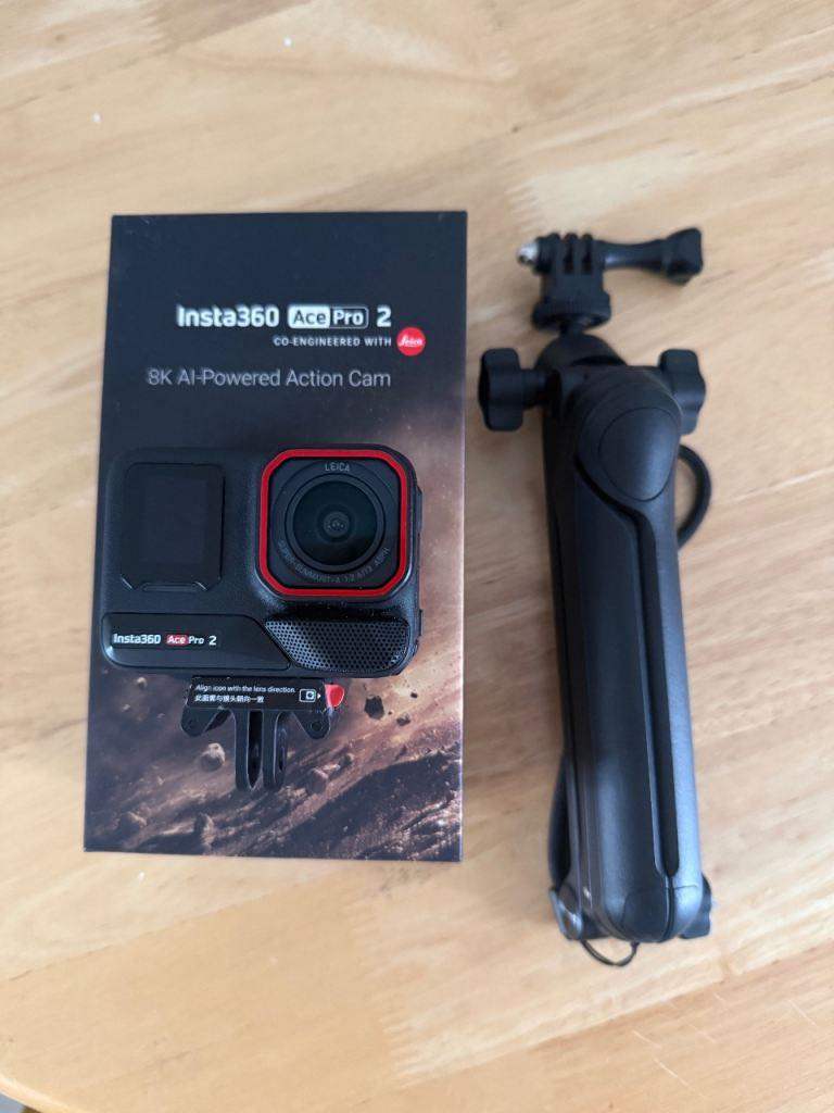Insta360 Ace Pro 2 and Insta360 multi mount - Used a few times – As Good As New