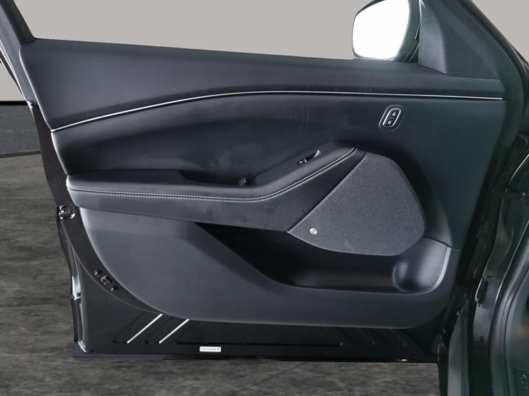 2022 Ford Mustang Mach-E 216kW Extended Range 88kWh RWD 5dr Auto HATCHBACK ELECTRIC Automatic