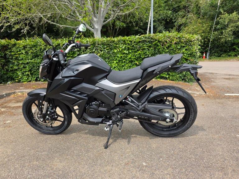 Lexmoto Cypher Electric and  Stylish