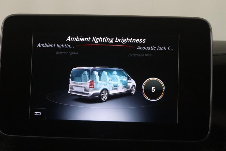 2018 Mercedes-Benz V-Class V250 d AMG Line 5dr Auto [Extra Long] MPV DIESEL Automatic