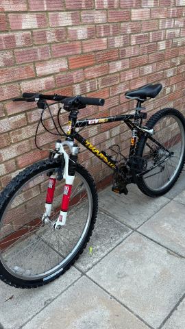 Vintage GT All Terra 26” Mountain Bike – RockShox Suspension