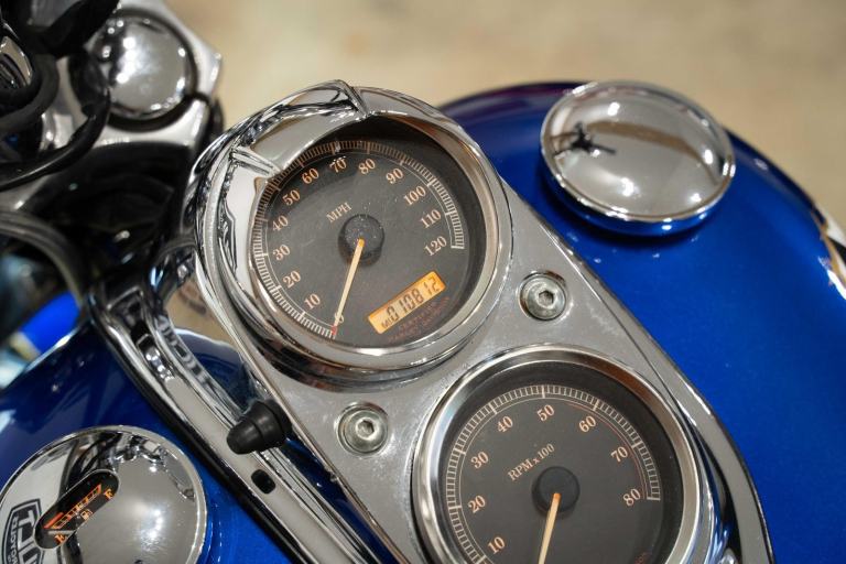 2004 Harley-Davidson FXDL Low Rider 1450 only 10k miles