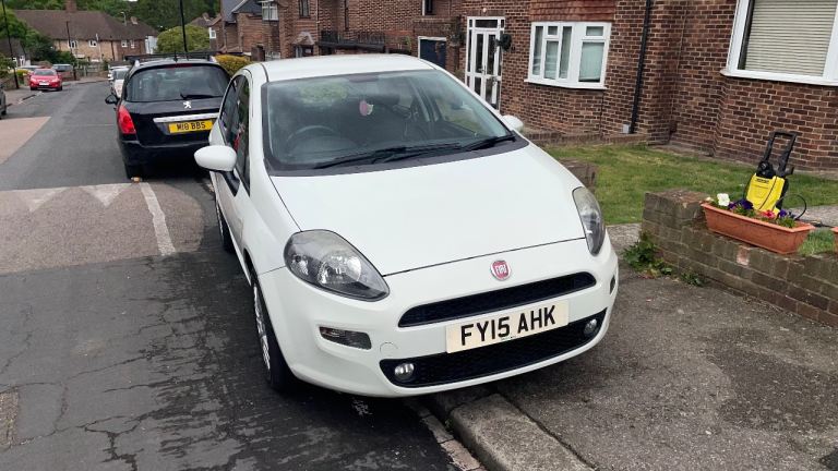 Fully Serviced Fiat Punto 2015 + Five new tyres