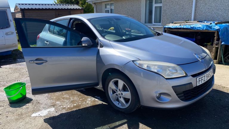 Renault, MEGANE, Hatchback, 2010, Manual, 1461 (cc), 5 doors