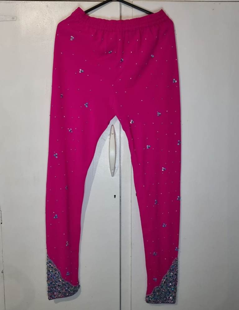 New.Pink silver blue asian dress. Tight pants. Party. Sequins beads diamontes. 30chest