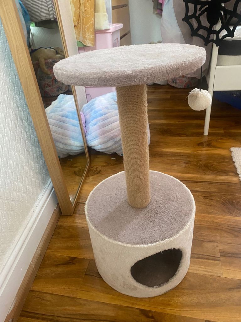 Cat tree 