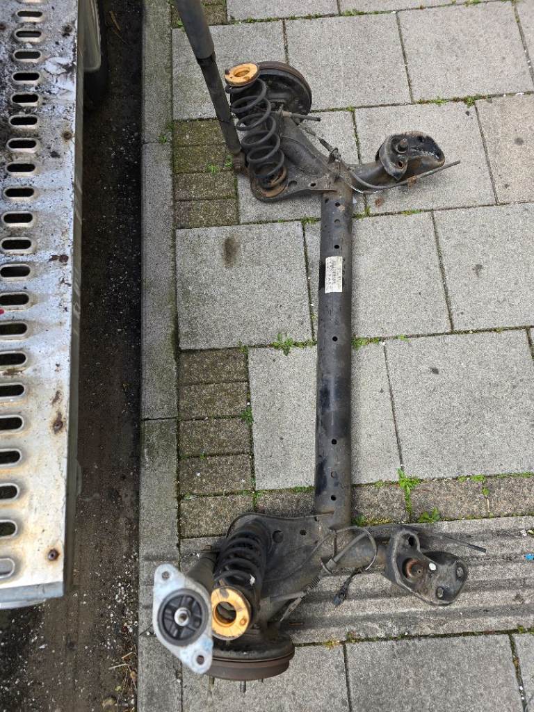 Ford Fiesta rear axle 2016
