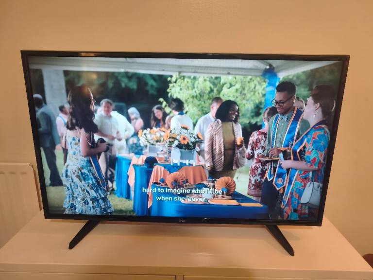 LG 43-inch Smart TV – Good Working Condition