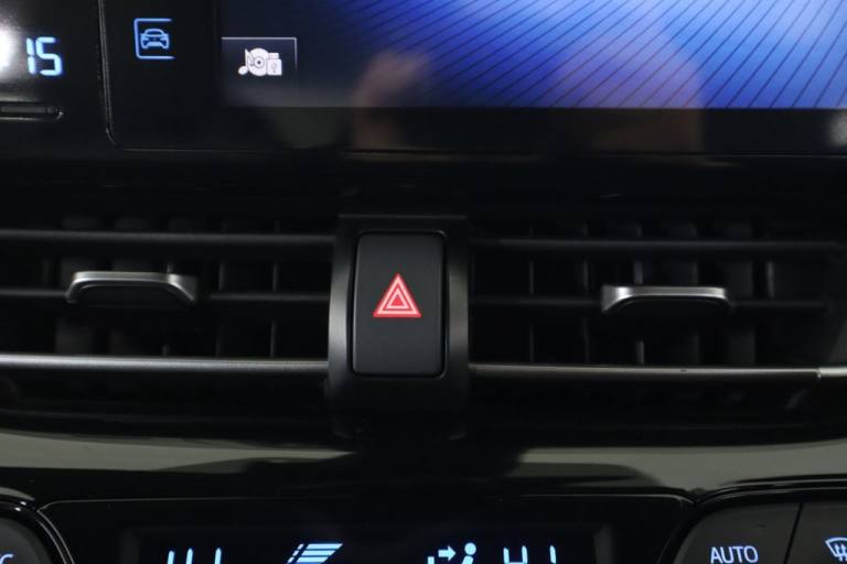 2017 Toyota C-HR 1.8 VVT-h Excel SUV 5dr Petrol Hybrid CVT Euro 6 (s/s) (122 ps) HATCHBACK PETROL...