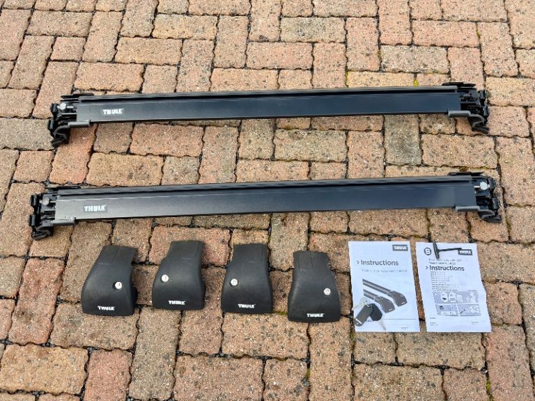 Thule WingBar Edge (Black 9593B) 97.6cm (pair) w/ fitting kit (4023) for BMW