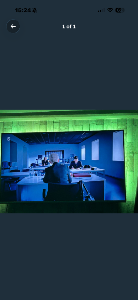 4K 50 inch Philips with led lights - Good Condition