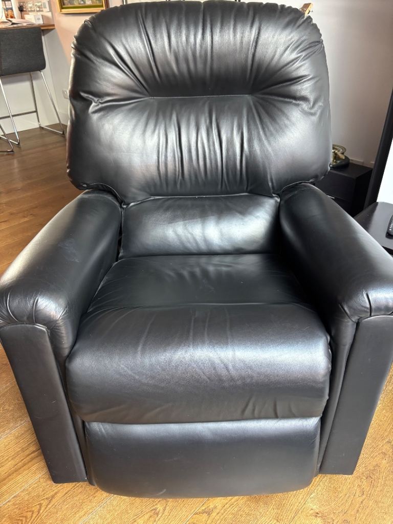 Blenheim Reclining/massage leather chair