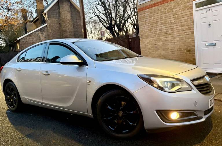 Vauxhall, INSIGNIA, Hatchback, 2017, Manual, 1956 (cc), 5 doors