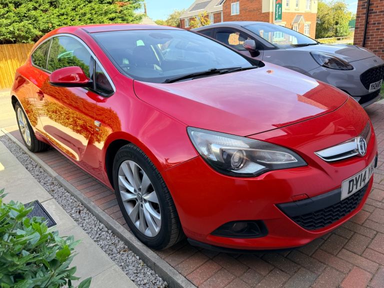 Vauxhall, ASTRA GTC, Hatchback, 2014, Manual, 1364 (cc), 3 doors