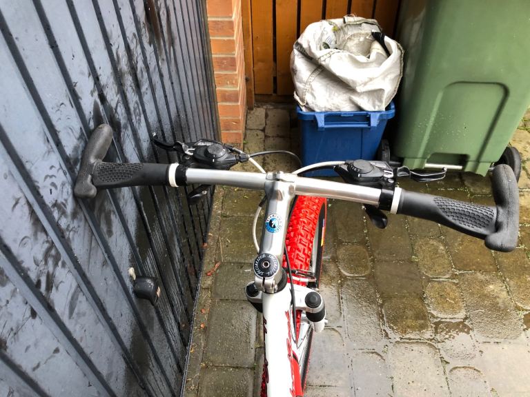 Specialized hardrock hard rock clean example lovely concept adult bike ...