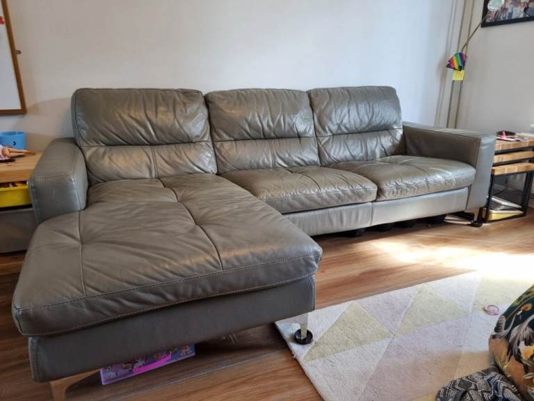 DFS GREY LEATHER LEFT FACING CORNER SOFA - MUST GO TODAY TODAY - CHEAP DELIVERY - £225