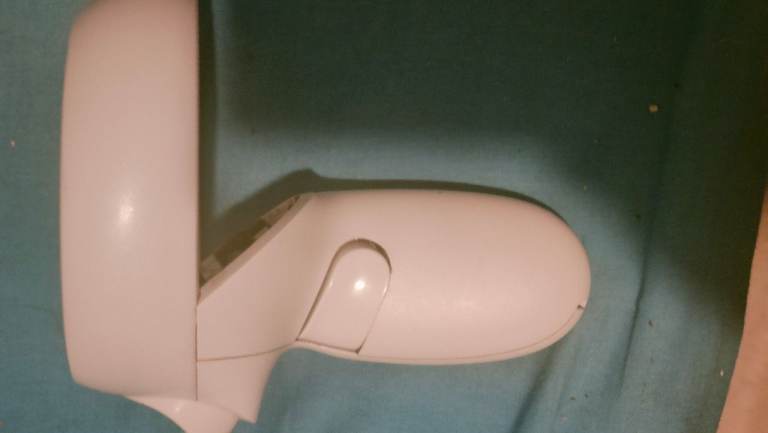 image for Faulty Meta Quest 2 Controllers - FOR PARTS