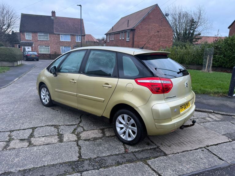 2008 C4 Vtr+ HDI Diesel 1.6 Automatic Spacious 5 Door MPV 127K Low Tax 12 Months MOT 