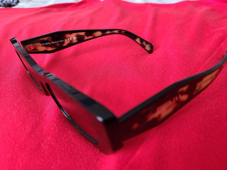 Prada ladies sunglasses 