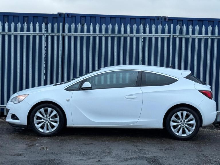 2015 Vauxhall Astra GTC 1.4T 16V 140 SRi 3dr HATCHBACK PETROL Manual