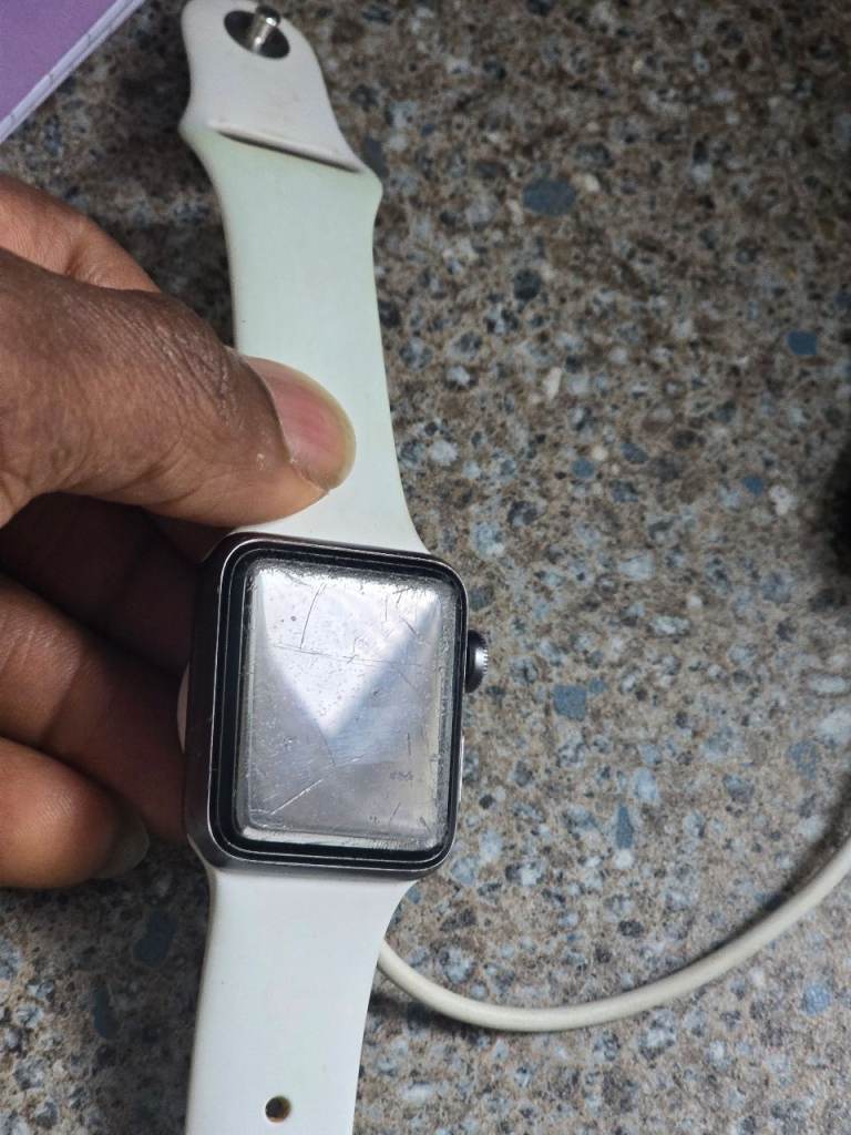 Apple watch series 3 GPS 