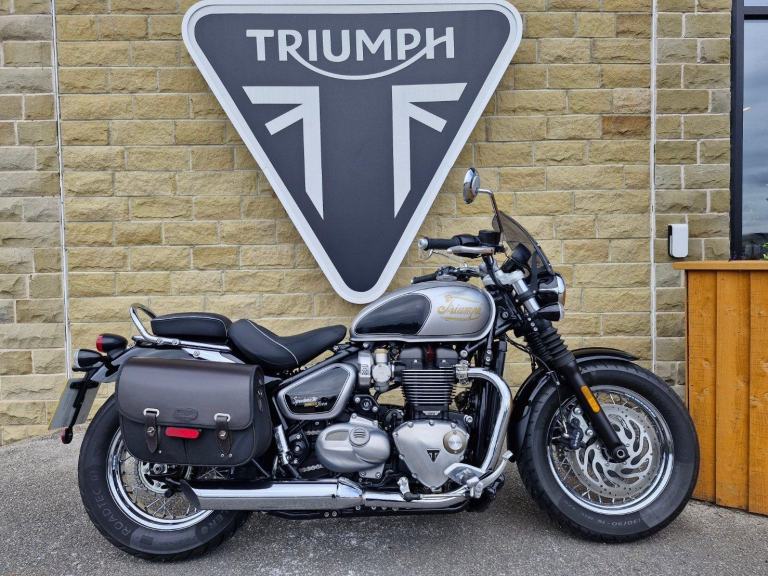 2025 Triumph Bonneville Speedmaster 1200 ICON edition - Low mileage 