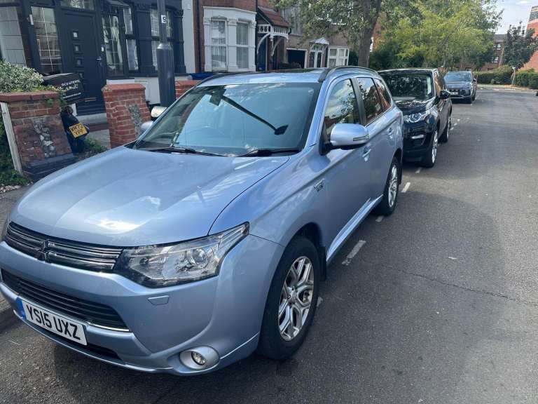 Mitsubishi, OUTLANDER, Estate, 2015, Other, 1998 (cc), 5 doors