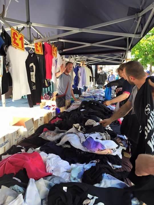 MENS CLOTHES - BULK BUY / JOB LOT - 25 ITEMS FOR £15 - good quality / brand clothing