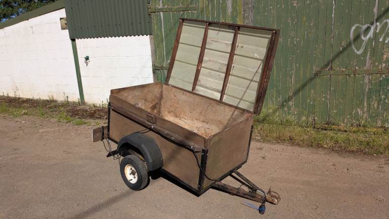 Small Box Trailer Tip Run Car Trailer with Hinged Lid 