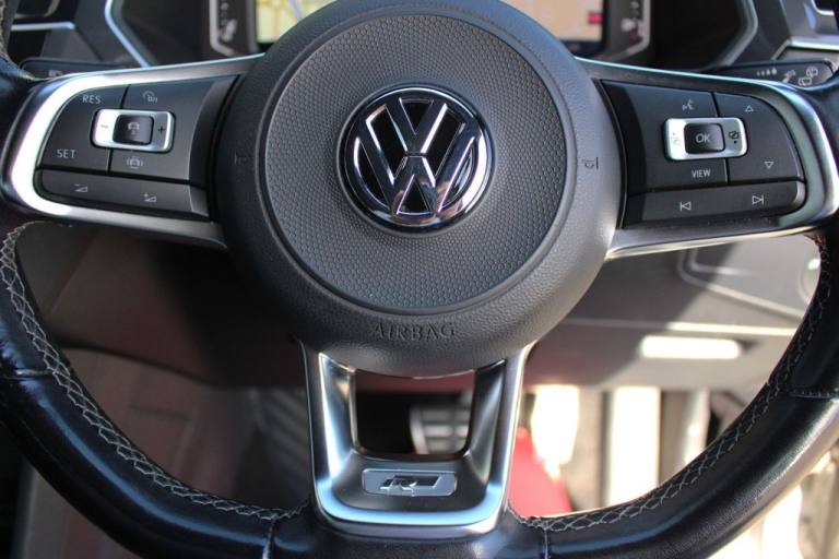 2020 70 VOLKSWAGEN TIGUAN 2.0 TDI R-LINE TECH SUV 5DR DIESEL DSG EURO 6 (S/S) (1