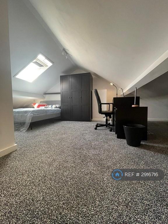 4 bedroom house in Lichfield Street, Salford, M6 (4 bed) (#2916716)
