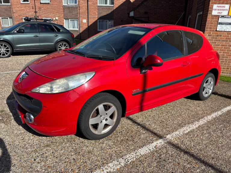 Peugeot, 207, 1.4 Petrol 1 Year MOT 64,000 genuine miles 