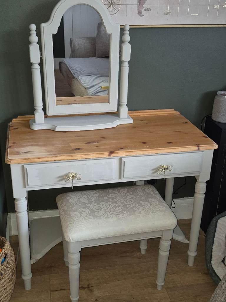 Ducal Pine dressing table stool and mirror