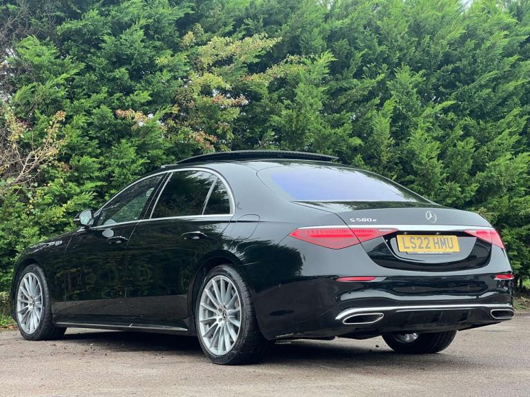 2022 Mercedes-Benz S Class 3.0 S580Le V6 28.6kWh AMG Line (Premium) Saloon 4dr Petrol Plug-in Hyb...