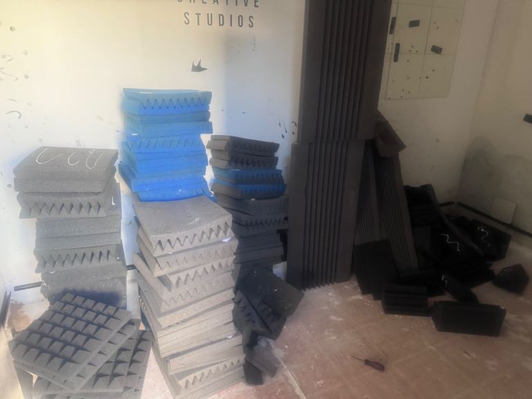 Soundproofing foam 