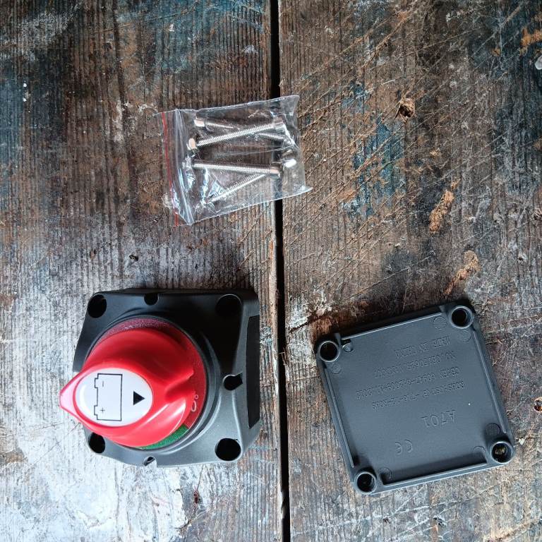 12 Volt Battery Isolator Switch 