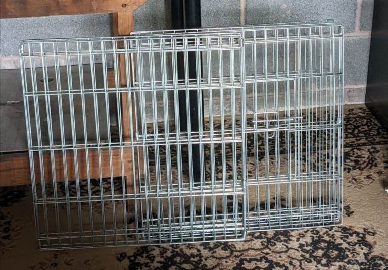 Dog play pen