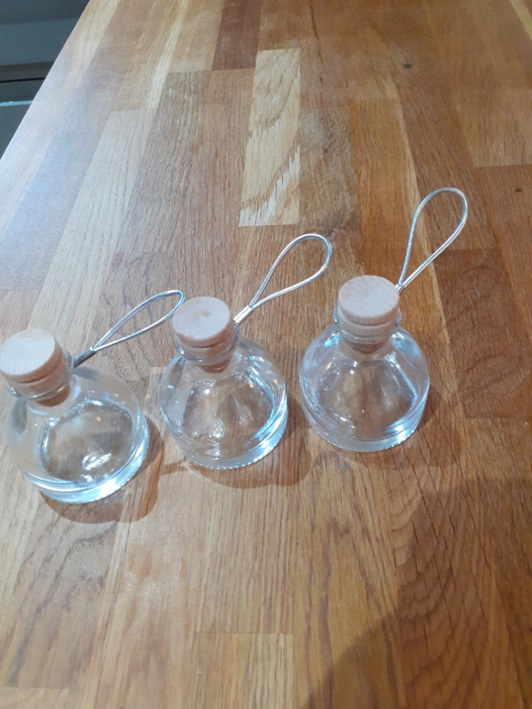 Christmas tree baubles 3 x 5cl empty glass